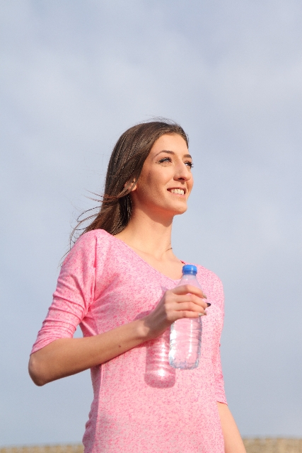 76667aea1506e085c1f0be79d9e53399_s